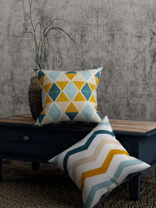 Geometric Print Set of 2 Cushion Cover