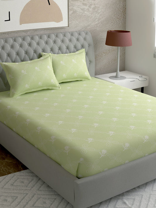 Ember Queen Size Bedsheet with 2 Pillow Covers