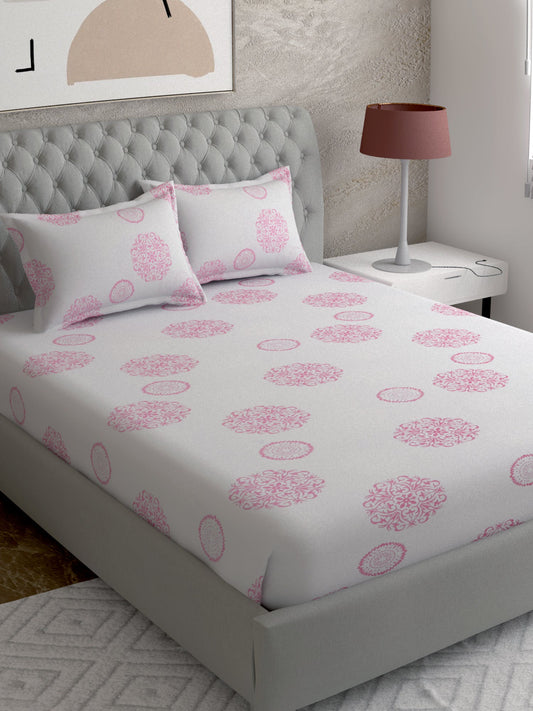 Ember Queen Size Bedsheet with 2 Pillow Covers