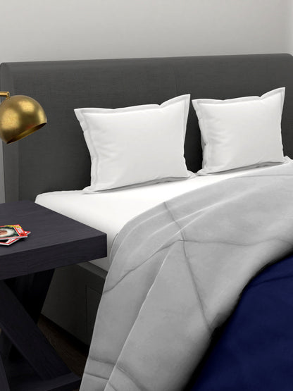 Blue & White Microfiber Double comforter for Mild Winter